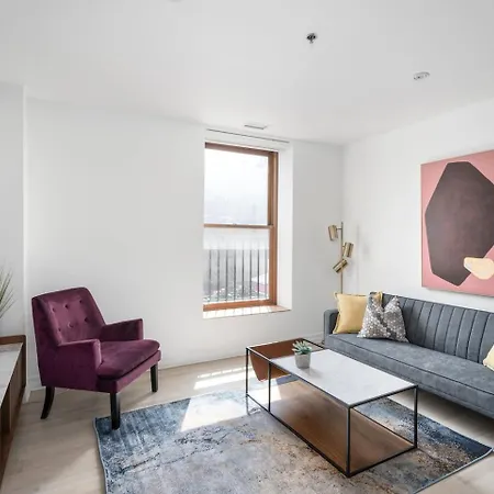 Le Nomade Mtl Aparthotel Montreal Exterior photo